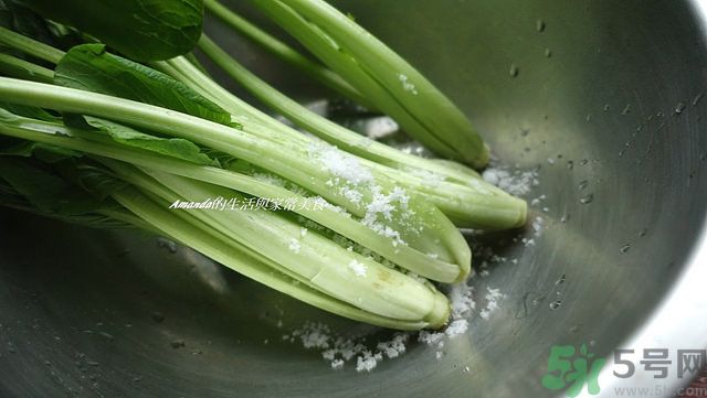 雪里紅腌制方法 芥菜腌制多長時(shí)間能吃