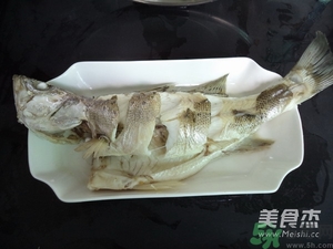 鱸魚蒸多長時(shí)間？鱸魚怎么蒸？