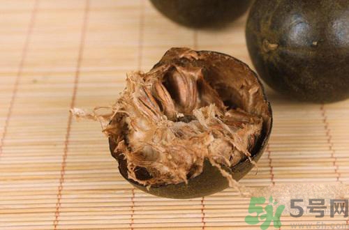 羅漢果發(fā)霉了可以泡茶嗎？喝了發(fā)霉的羅漢果茶會怎樣？