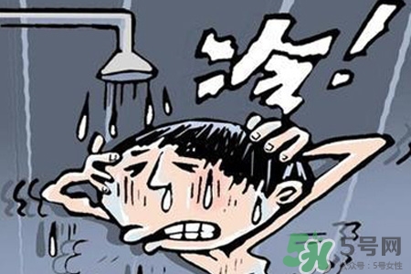 冬天可以洗冷水澡嗎？冬季洗冷水澡有養(yǎng)生防病作用