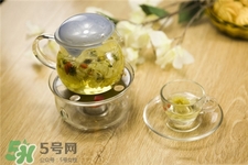 哺乳期可以喝菊花茶嗎?哺乳期喝菊花茶好嗎?