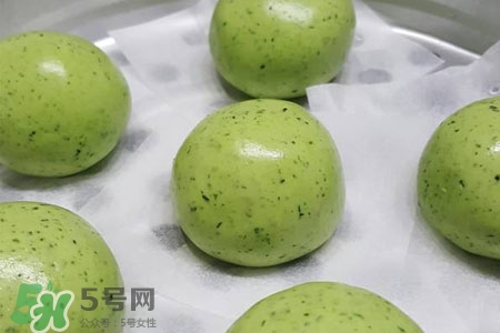 清明果和青團(tuán)是一種食物嗎？清明果和青團(tuán)的區(qū)別