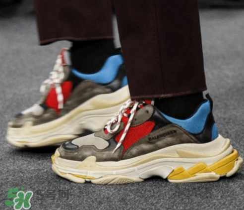 balenciaga triple s怎么預定？巴黎世家秋冬新款運動鞋在哪預定？