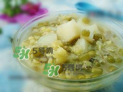 荸薺可以生吃嗎？女人吃荸薺有什么好處？