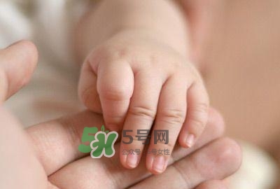 生孩子前要準(zhǔn)備什么？生孩子一般要多久？