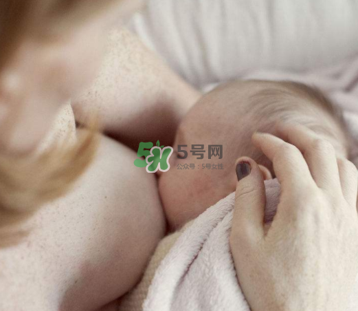 母乳喂養(yǎng)會積食嗎？純母乳喂養(yǎng)的寶寶會積食嗎？