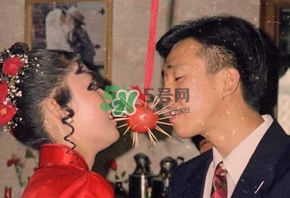 古代鬧洞房都是怎么鬧的？鬧洞房的習(xí)俗是怎么來的？