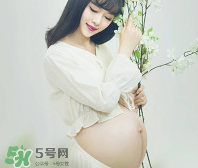 孕婦胸部長妊娠紋嗎？胸部長妊娠紋了怎么辦？