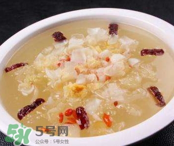 什么食物潤肺止咳？潤肺止咳湯的做法大全 