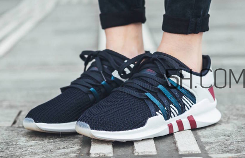 adidas eqt racing adv復(fù)古跑鞋在哪買？