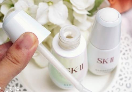 sk2小燈泡和小銀瓶哪個好？sk2小燈泡使用測評