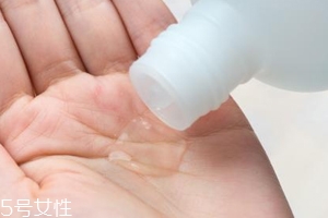 所有的爽膚水都能敷水膜嗎？這4種不適合