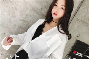 襯衫可以搭配羽絨服嗎？襯衫要這樣搭配