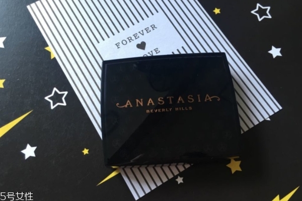 anastasia beverly hills眼影盤(pán)加腮紅 美到讓你無(wú)法呼吸