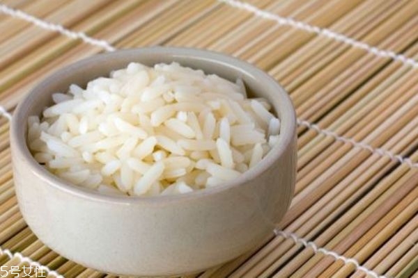 冬季養(yǎng)生應該多吃什么 冬季養(yǎng)生最適合吃的七種食物