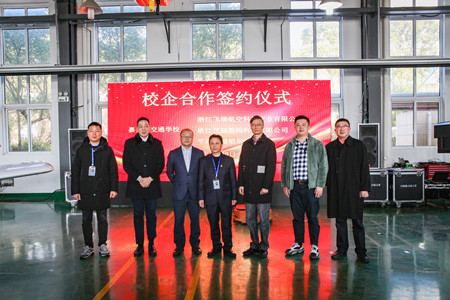 合照_副本.jpg 合照_副本.jpg